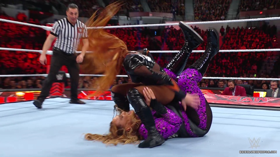 WWE_Raw_01_01_24_Becky_vs_Nia_mp40360.jpg