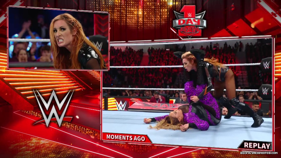 WWE_Raw_01_01_24_Becky_vs_Nia_mp40374.jpg