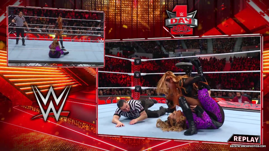 WWE_Raw_01_01_24_Becky_vs_Nia_mp40383.jpg