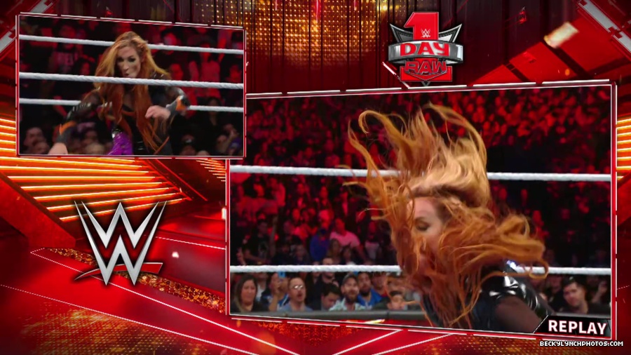 WWE_Raw_01_01_24_Becky_vs_Nia_mp40385.jpg