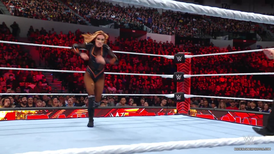 WWE_Raw_01_01_24_Becky_vs_Nia_mp40404.jpg