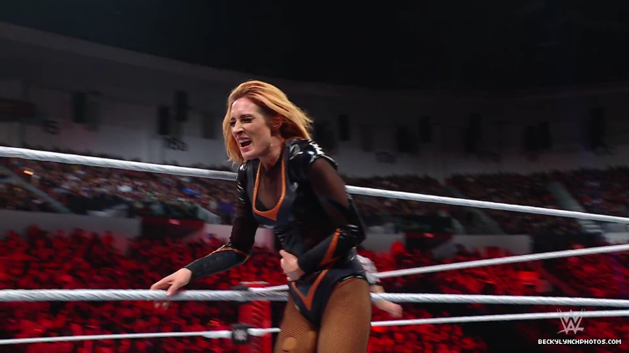 WWE_Raw_01_01_24_Becky_vs_Nia_mp40408.jpg