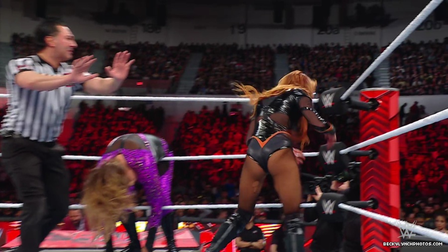 WWE_Raw_01_01_24_Becky_vs_Nia_mp40626.jpg