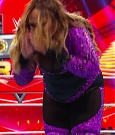 WWE_Raw_01_01_24_Becky_vs_Nia_mp40389.jpg