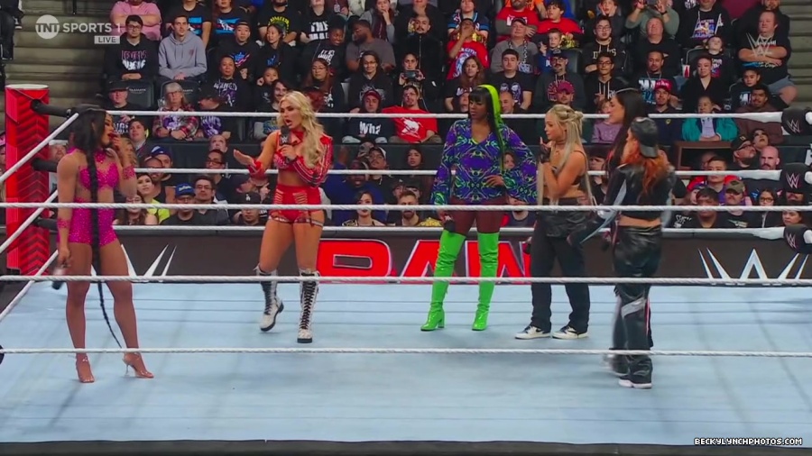 WWE01376.jpg