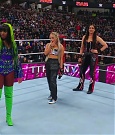 WWE01052.jpg