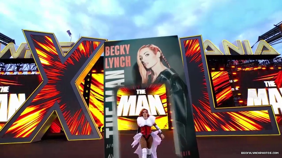 Becky_Mania_mp40080.jpg