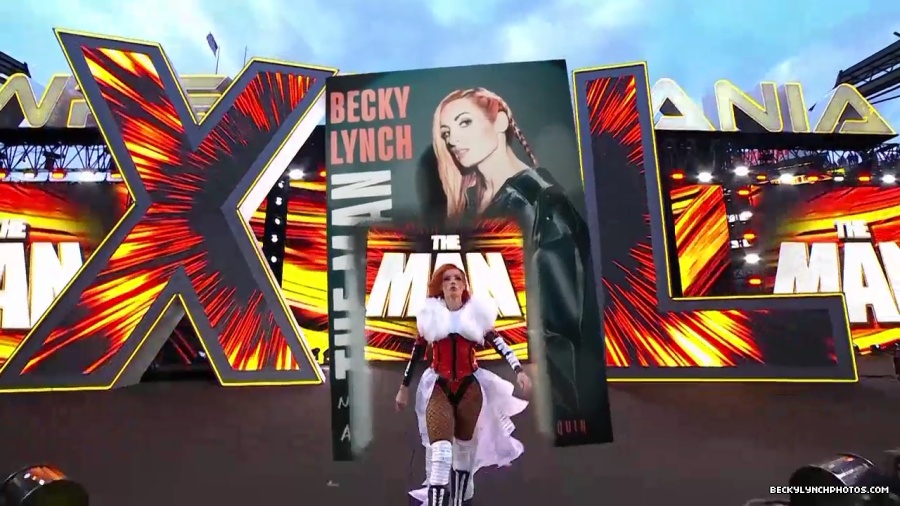 Becky_Mania_mp40081.jpg