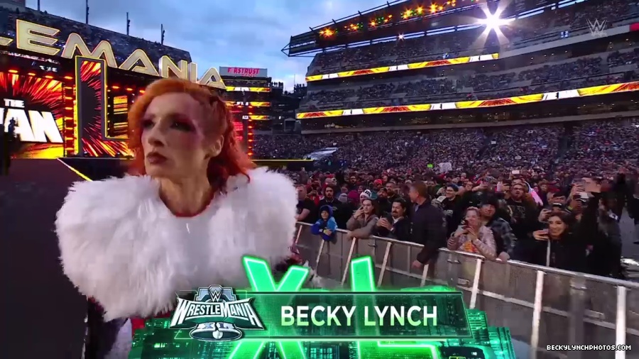 Becky_Mania_mp40107.jpg