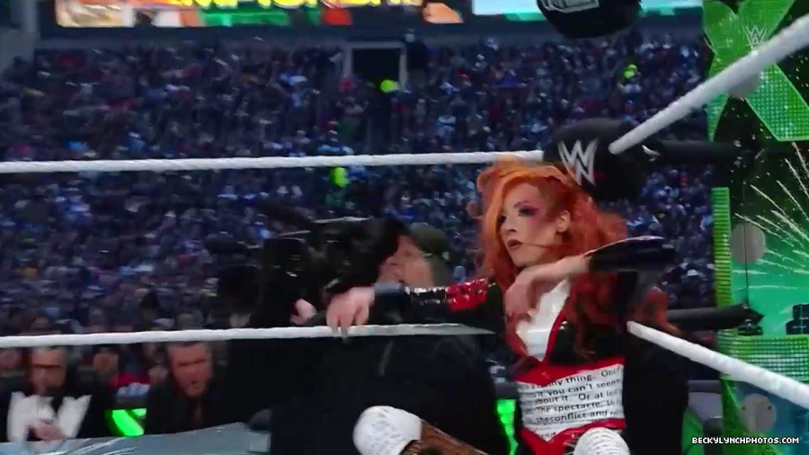 Becky_Mania_mp40463.jpg