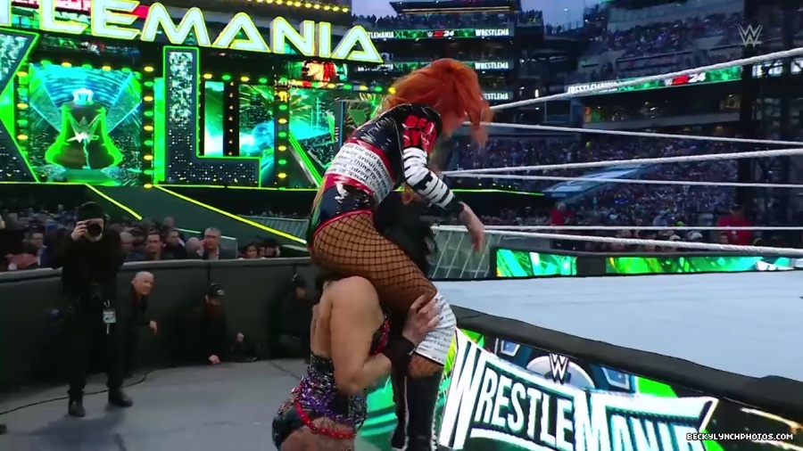 Becky_Mania_mp40519.jpg