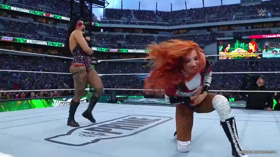 Becky_Mania_mp40545.jpg