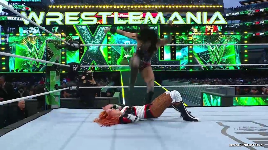 Becky_Mania_mp40673.jpg