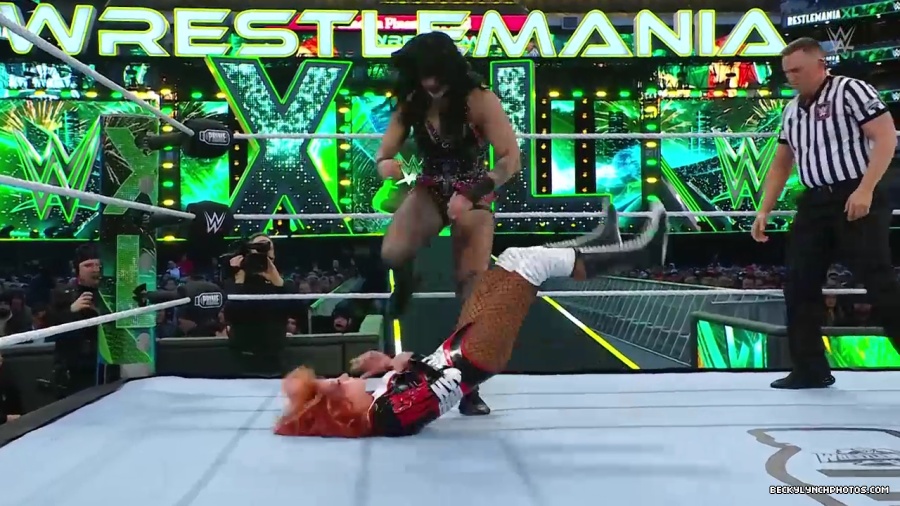 Becky_Mania_mp40675.jpg