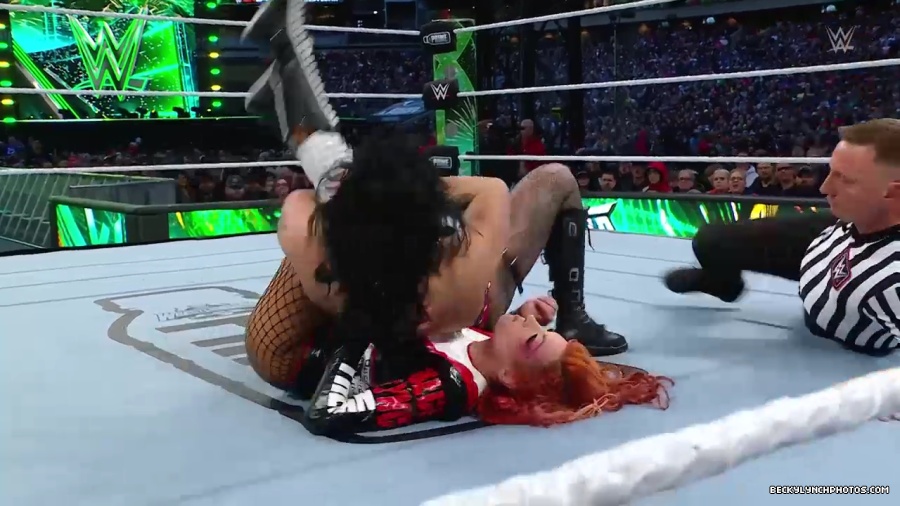 Becky_Mania_mp40881.jpg