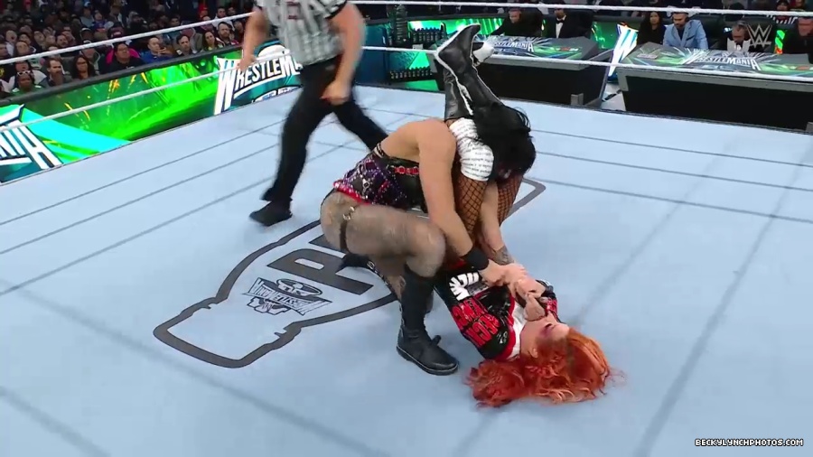 Becky_Mania_mp40952.jpg