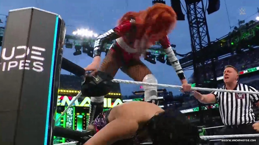 Becky_Mania_mp41064.jpg