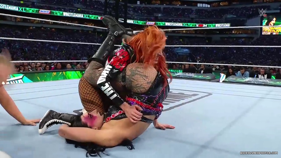 Becky_Mania_mp41142.jpg