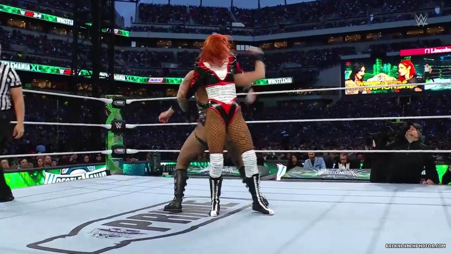 Becky_Mania_mp41211.jpg