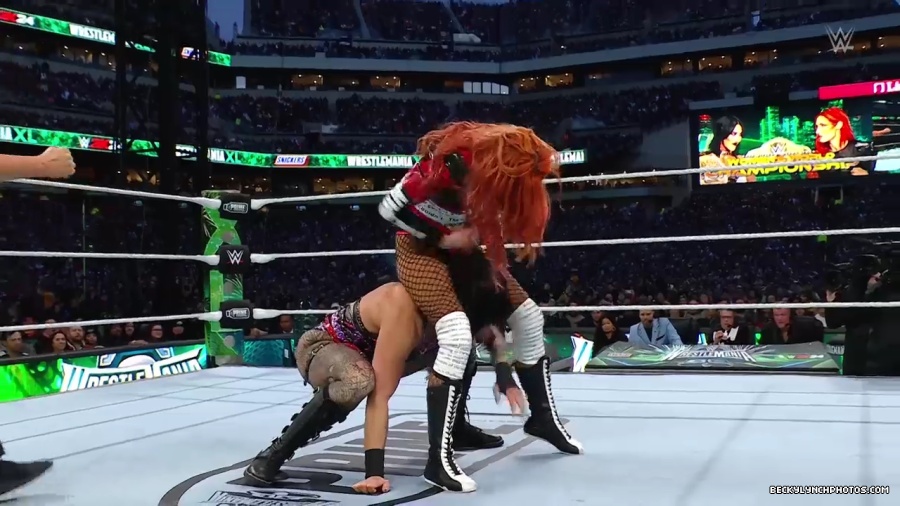 Becky_Mania_mp41323.jpg