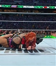 Becky_Mania_mp41125.jpg