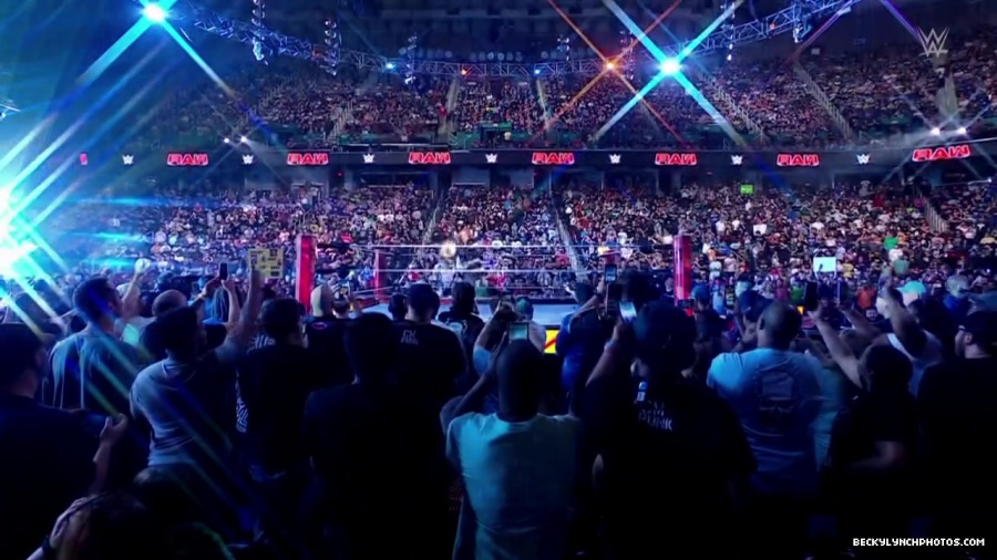 WWE01267.jpg