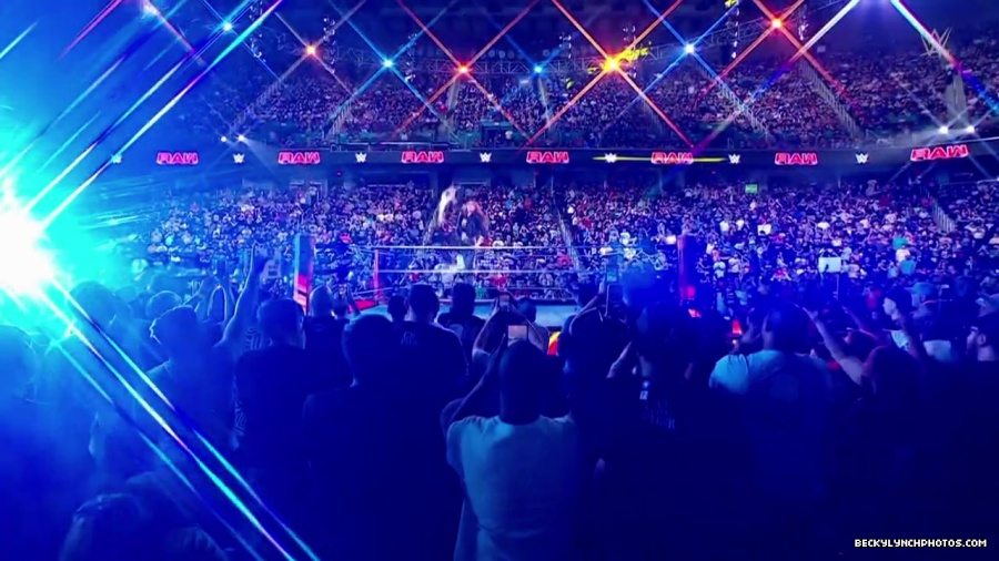 WWE01268.jpg