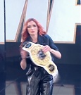 WWE01183.jpg