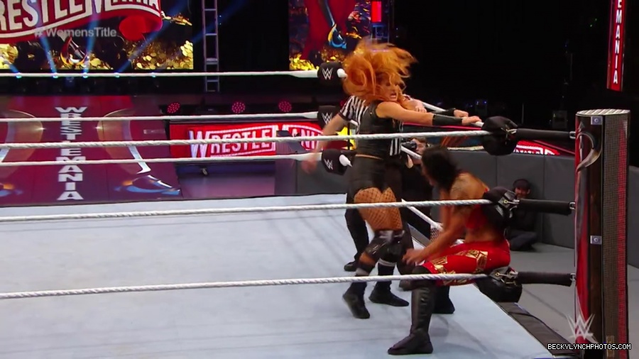 pfa-wwe_wrestlemania36_p1_720p_mkv6924.jpg
