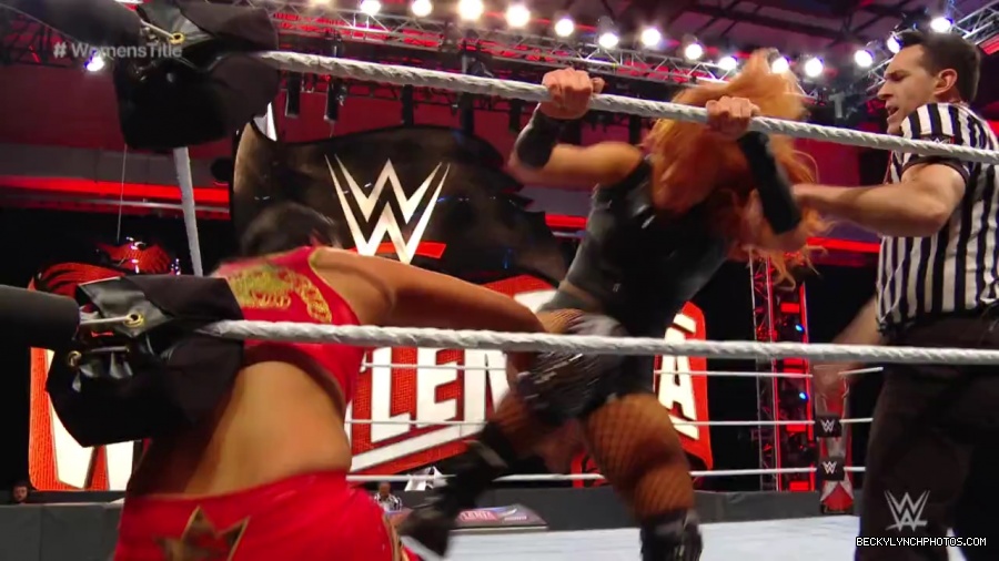 pfa-wwe_wrestlemania36_p1_720p_mkv6925.jpg