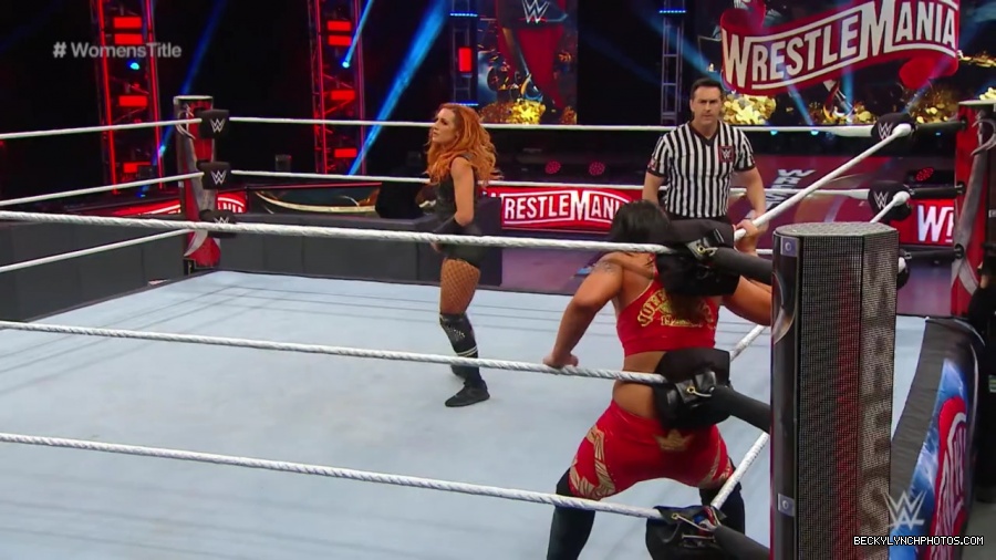 pfa-wwe_wrestlemania36_p1_720p_mkv6931.jpg