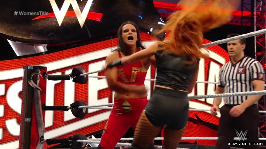 pfa-wwe_wrestlemania36_p1_720p_mkv7049.jpg