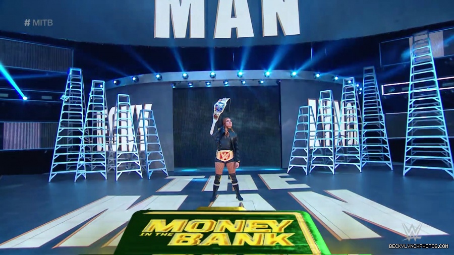 MITB_19_mp43415.jpg