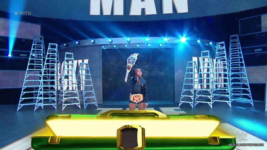 MITB_19_mp43416.jpg