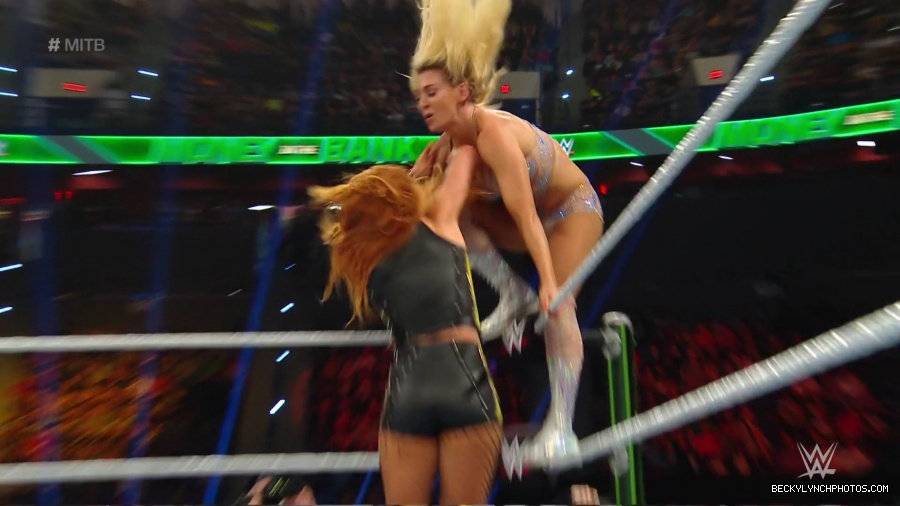 MITB_19_mp44437.jpg