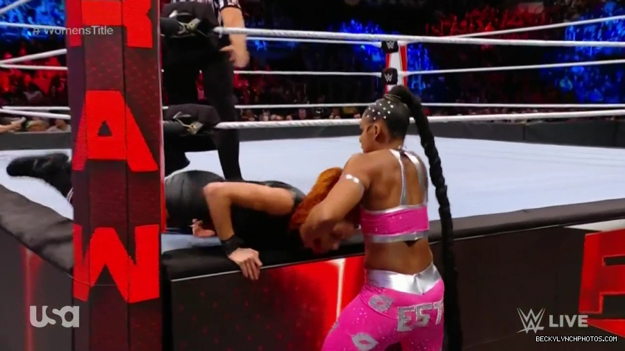 RAW_Women_mp40500.jpg