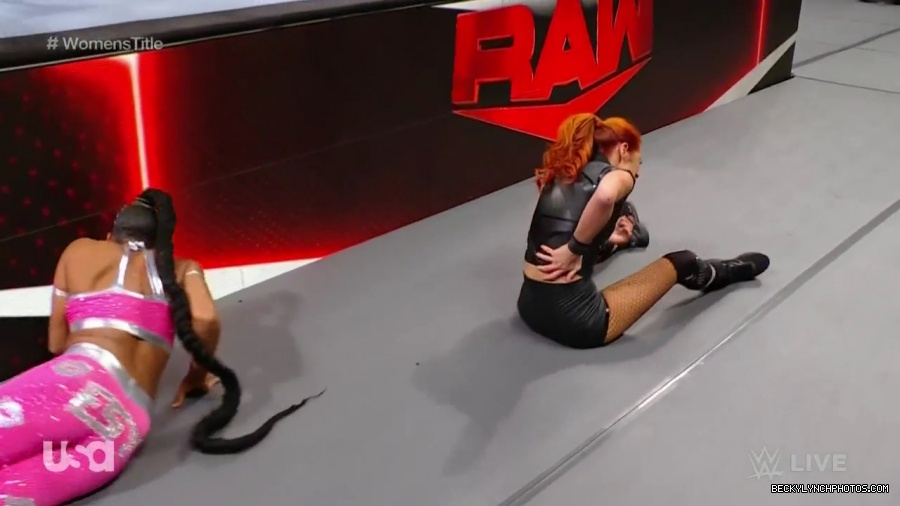 RAW_Women_mp40508.jpg
