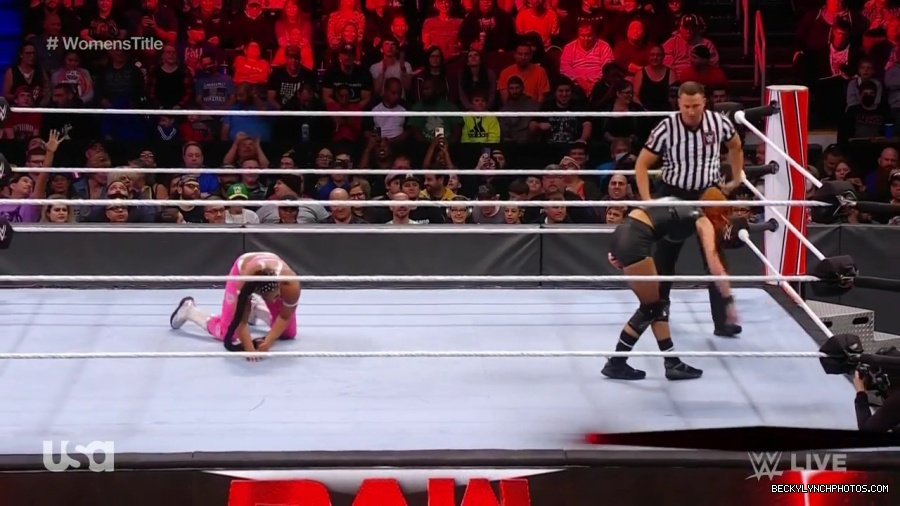 RAW_Women_mp40641.jpg
