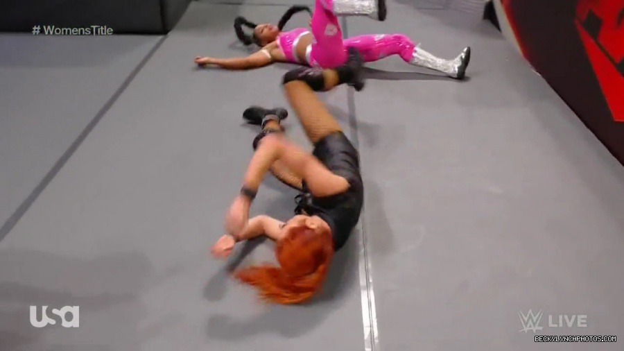 RAW_Women_mp40804.jpg