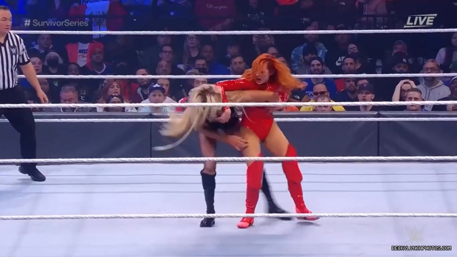 SURVIVOR_SERIES_2021_NOV__212C_2021_-_Becky_vs_Charlotte_1292.jpg
