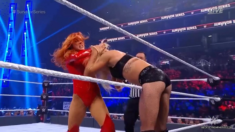 SURVIVOR_SERIES_2021_NOV__212C_2021_-_Becky_vs_Charlotte_1863.jpg