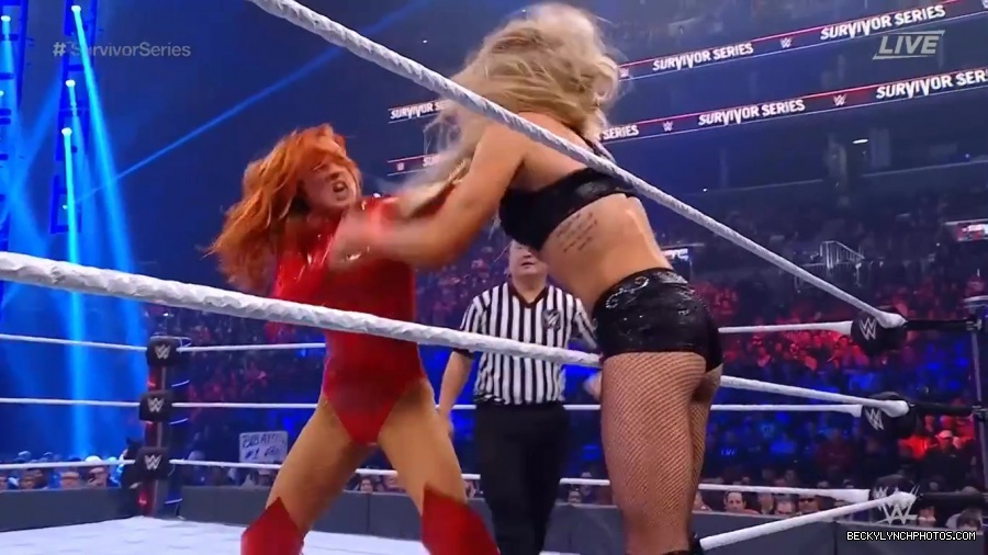 SURVIVOR_SERIES_2021_NOV__212C_2021_-_Becky_vs_Charlotte_1864.jpg
