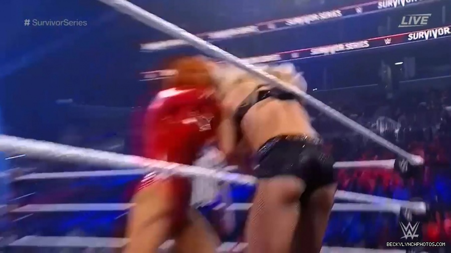 SURVIVOR_SERIES_2021_NOV__212C_2021_-_Becky_vs_Charlotte_1865.jpg