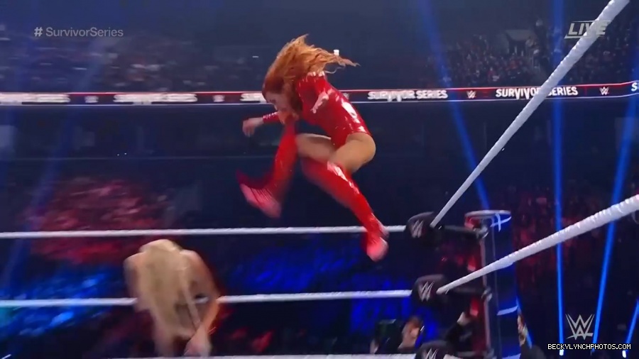 SURVIVOR_SERIES_2021_NOV__212C_2021_-_Becky_vs_Charlotte_1890.jpg