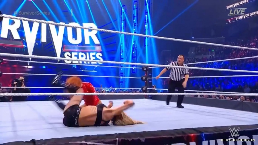 SURVIVOR_SERIES_2021_NOV__212C_2021_-_Becky_vs_Charlotte_1894.jpg