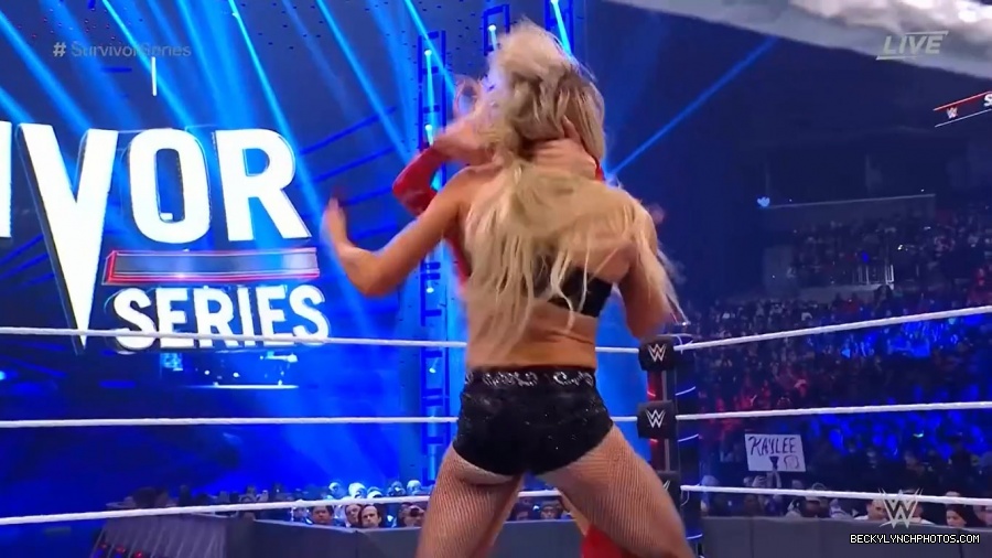 SURVIVOR_SERIES_2021_NOV__212C_2021_-_Becky_vs_Charlotte_1997.jpg