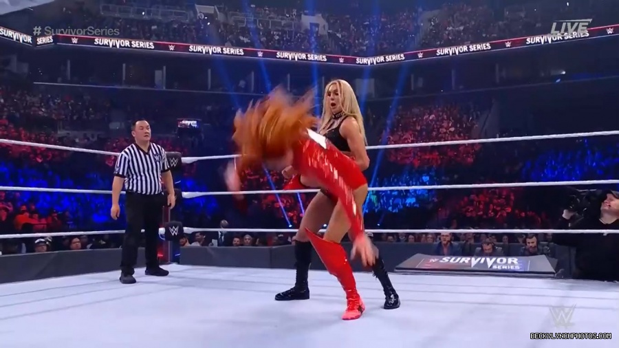 SURVIVOR_SERIES_2021_NOV__212C_2021_-_Becky_vs_Charlotte_2011.jpg