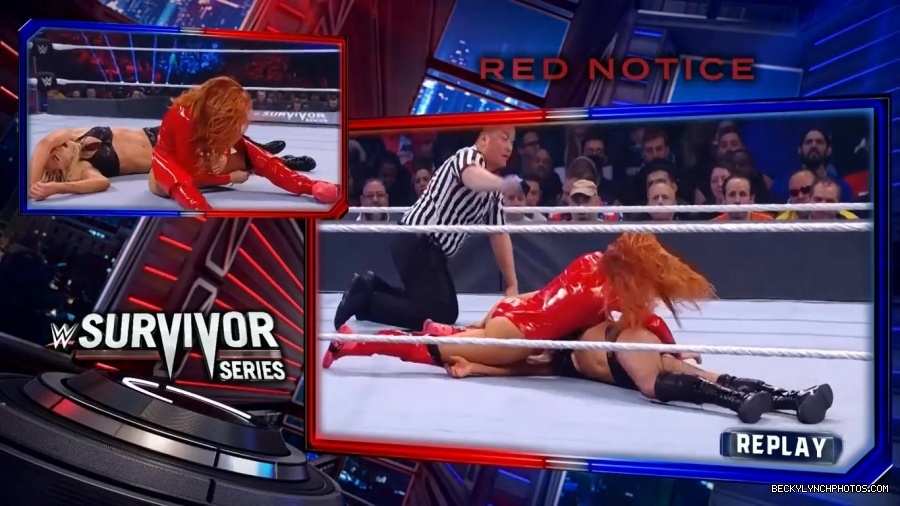 SURVIVOR_SERIES_2021_NOV__212C_2021_-_Becky_vs_Charlotte_2361.jpg