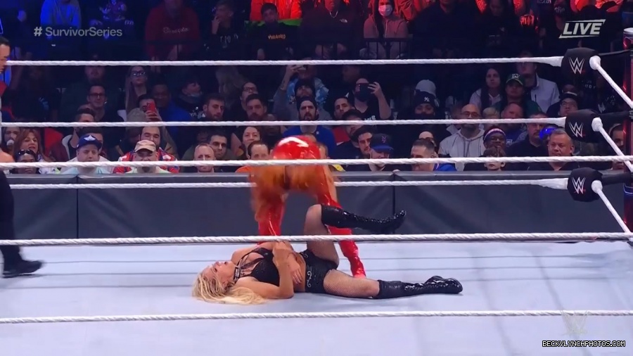 SURVIVOR_SERIES_2021_NOV__212C_2021_-_Becky_vs_Charlotte_2434.jpg