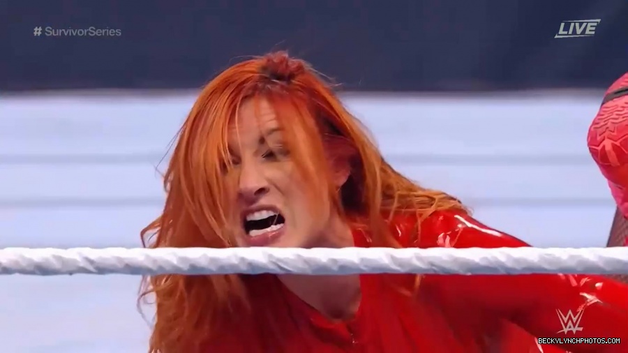 SURVIVOR_SERIES_2021_NOV__212C_2021_-_Becky_vs_Charlotte_2648.jpg